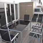 With 2 Bedrooms Апартаменты
