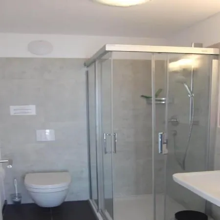 With 2 Bedrooms * 卡珀尔恩