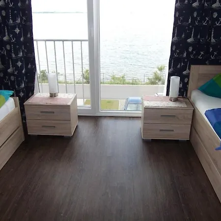 With 2 Bedrooms * Olpenitz